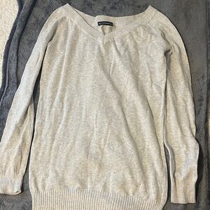 Brandy Melville light gray v neck sweater